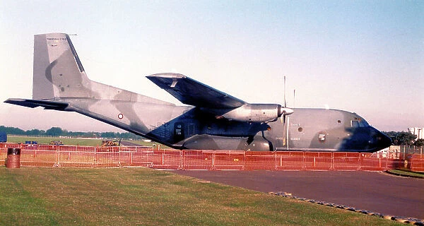 Armee de l'Air - Transall C-160F 61-ZF  /  F88 (msn F88), of ET 061, at the RAF Mildenhall Air Fete on 28 May 1994. (Transall - TRANSport ALLianz  /  Armee de l'Air - French Air Force). Date: 1994