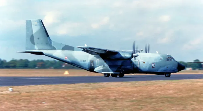 Framed Print : Armee de l'Air - Transall C-160R 61-ZR / F100 (msn 100), of ET 061. (Transall - TRANSport ALLianz / Armee de l'Air - French Air Force). Date: circa 1995 Framed Print : Armee de l'Air - Transall C-160R 61-ZR / F100 (msn 100), of ET 061. (Transall - TRANSport ALLianz / Armee de l'Air - French Air Force). Date: circa 1995