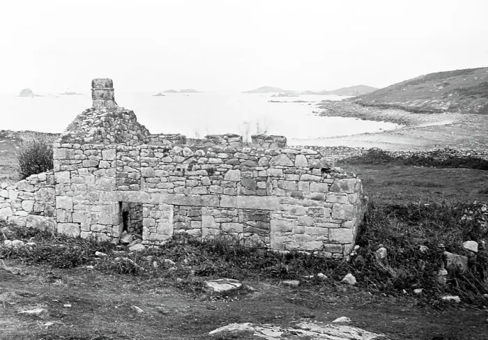 Framed Print : Armorel's Cottage, Scilly Isles, early 1900s Framed Print : Armorel's Cottage, Scilly Isles, early 1900s