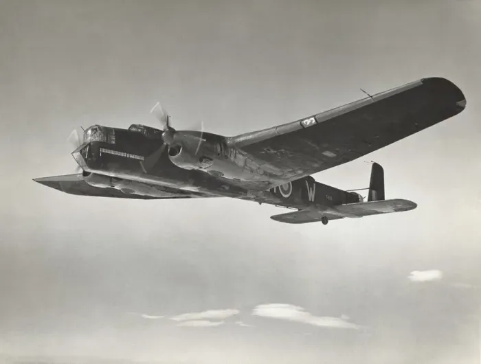 Framed Print : Armstrong Whitworth AW-38 Whitley 5 Framed Print : Armstrong Whitworth AW-38 Whitley 5