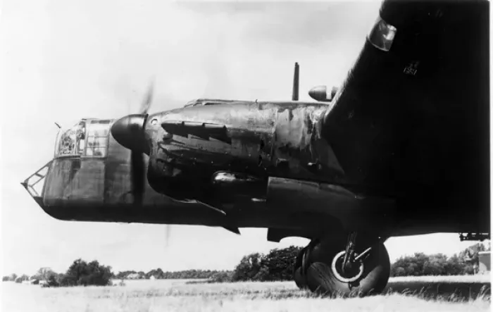 Framed Print : Armstrong Whitworth AW 38 Whitley V -of the total 1, 81 Framed Print : Armstrong Whitworth AW 38 Whitley V -of the total 1, 81