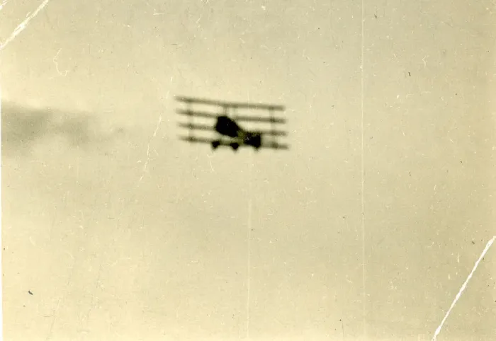 Framed Print : The Armstrong Whitworth FK10 quadruplane in flight Framed Print : The Armstrong Whitworth FK10 quadruplane in flight