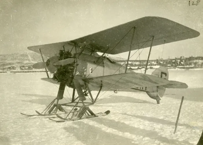Framed Print : Armstrong Whitworth Siskin II, G-EBHY, on test in Sweden Framed Print : Armstrong Whitworth Siskin II, G-EBHY, on test in Sweden