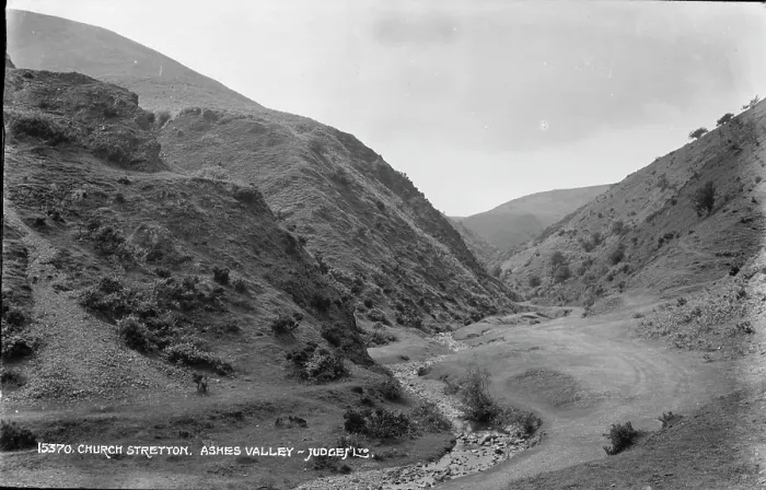 Framed Print : Ashes Valley in Church Stretton Framed Print : Ashes Valley in Church Stretton