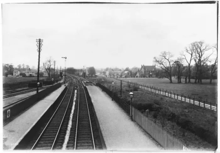 Framed Print : Ashtead Station - 1913 Framed Print : Ashtead Station - 1913