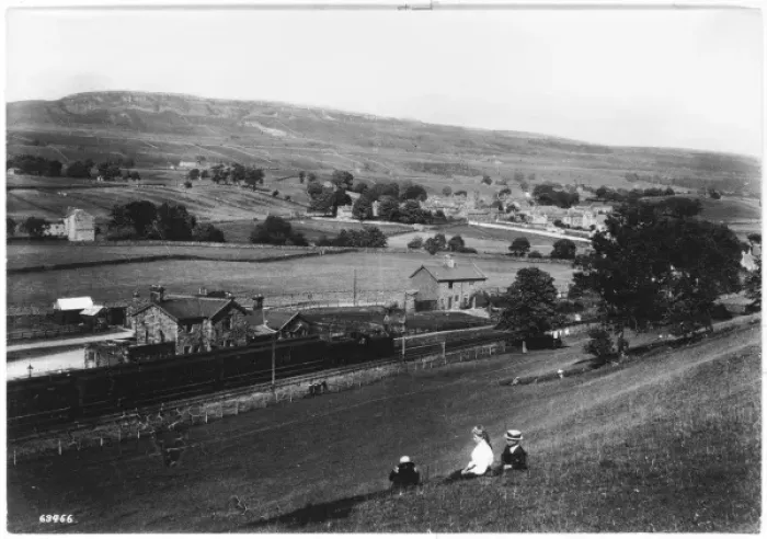 Framed Print : ASKRIGG - 1912 Framed Print : ASKRIGG - 1912