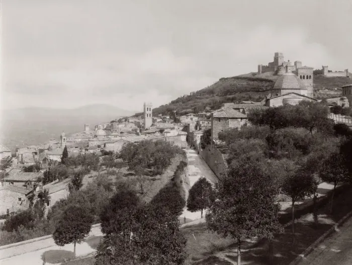 Framed Print : Assisi, Umbria, Italy, view of the town Framed Print : Assisi, Umbria, Italy, view of the town