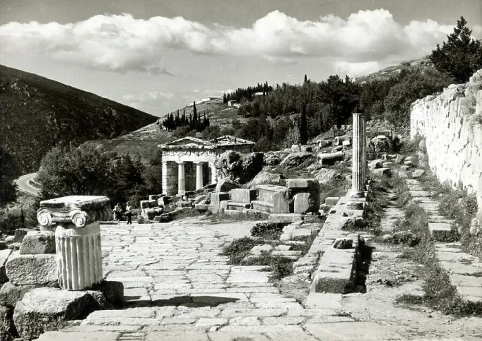 Framed Print : The Athenean Treasury at Delhi, Greece Framed Print : The Athenean Treasury at Delhi, Greece