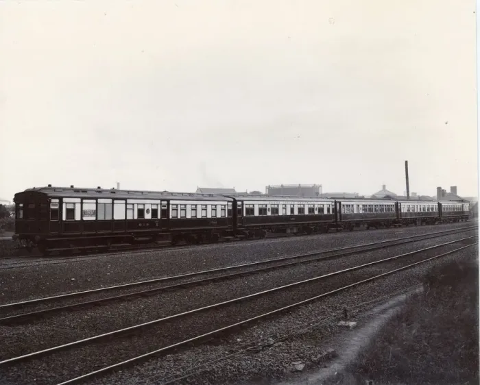 Framed Print : Atlantic type compound locomotive, 4-4-2 engine