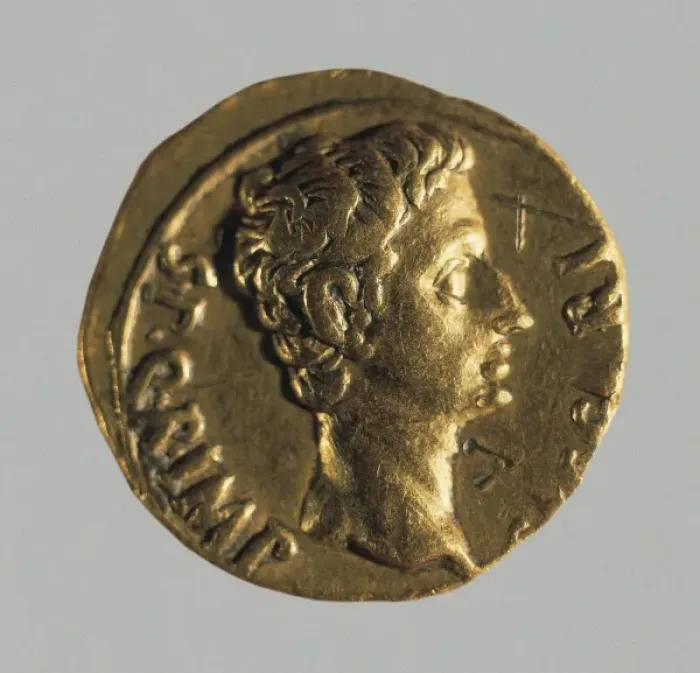 Framed Print : Aureus with Augustus effigy (1st c Framed Print : Aureus with Augustus effigy (1st c