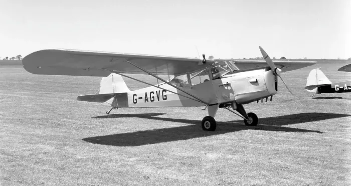 Framed Print : Auster J-1 Autocrat G-AGVG Framed Print : Auster J-1 Autocrat G-AGVG