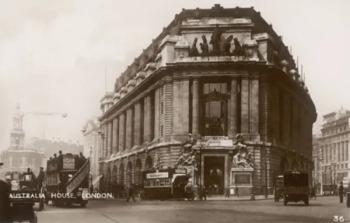 Framed Print : Australia House c. 1920 Framed Print : Australia House c. 1920