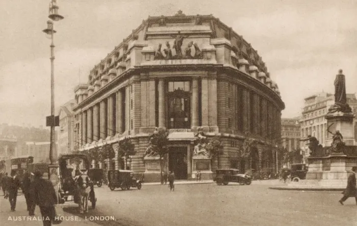 Framed Print : Australia House c. 1920 Framed Print : Australia House c. 1920