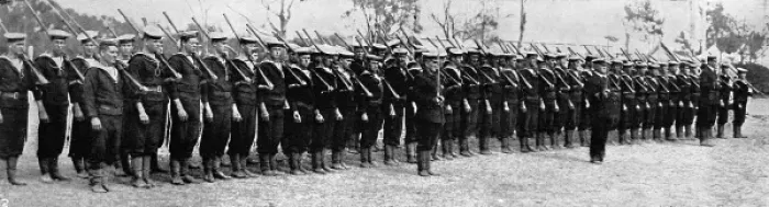 Framed Print : Australian bluejakets belonging to the Commonwealth Squadron who captured German New Guinea Framed Print : Australian bluejakets belonging to the Commonwealth Squadron who captured German New Guinea