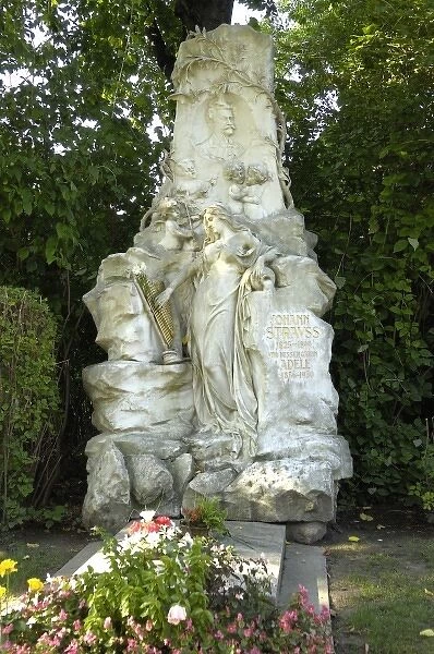 AUSTRIA. Vienna. Cemetery. Tomb of Johann Strauss