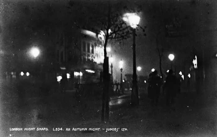 Framed Print : An Autumn Night in London Framed Print : An Autumn Night in London