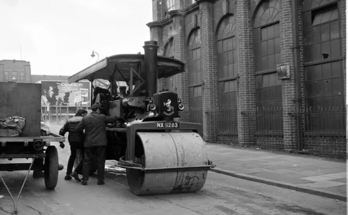 Framed Print : Aveling & Porter Road Roller Desperate Dan NX 6283 Framed Print : Aveling & Porter Road Roller Desperate Dan NX 6283
