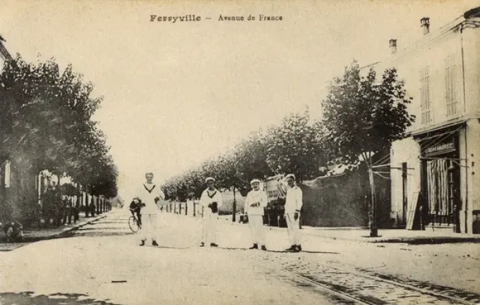 Framed Print : Avenue de France, Ferryville, Tunisia, North Africa Framed Print : Avenue de France, Ferryville, Tunisia, North Africa