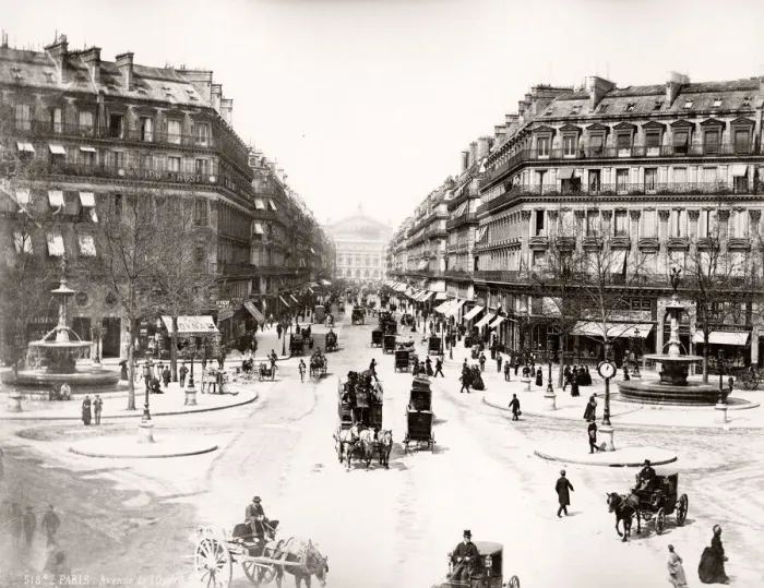 Framed Print : Avenue de L Opera, Paris, France, traffic Framed Print : Avenue de L Opera, Paris, France, traffic