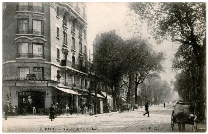 Framed Print : Avenue de St Ouen, Paris, France