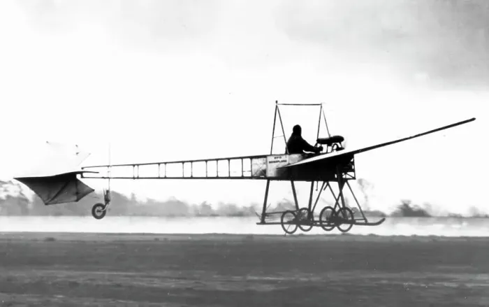 Framed Print : AVIS monoplane early 1900s Framed Print : AVIS monoplane early 1900s