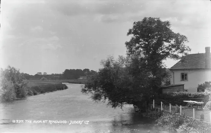 Framed Print : The Avon at Ringwood