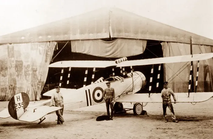 Framed Print : AVRO 504 Scottish Aircraft Company early 1900s Framed Print : AVRO 504 Scottish Aircraft Company early 1900s