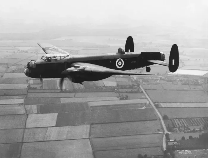 Framed Print : Avro 679 Manchester 1A / IA Framed Print : Avro 679 Manchester 1A / IA