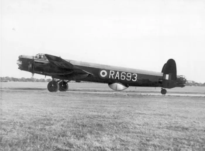 Framed Print : Avro Lincoln B2 RA693 at Tangmere Framed Print : Avro Lincoln B2 RA693 at Tangmere