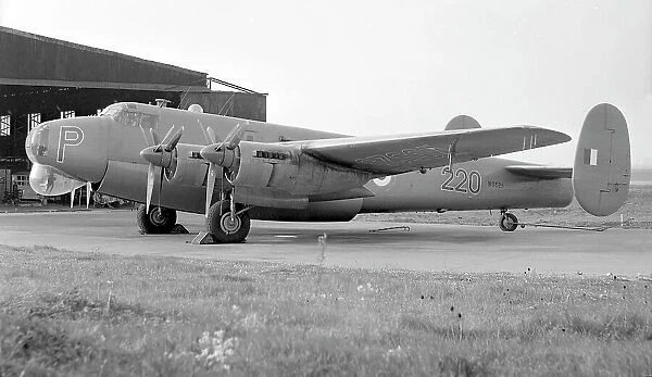 Avro Shackleton MR. 1A WG525 - P