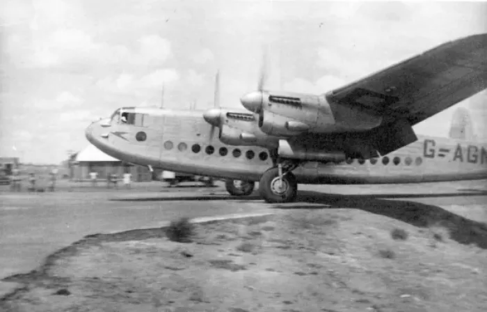 Framed Print : Avro York C1 G-AGNP at Malakal Framed Print : Avro York C1 G-AGNP at Malakal