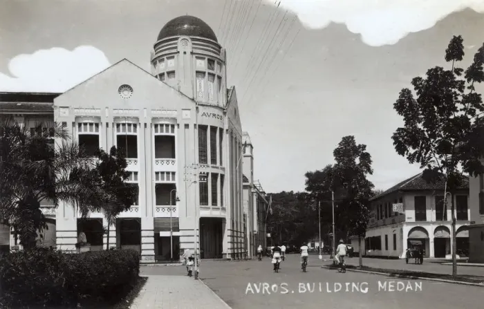 Framed Print : The Avros Building, Medan, Sumatra, North Indonesia Framed Print : The Avros Building, Medan, Sumatra, North Indonesia