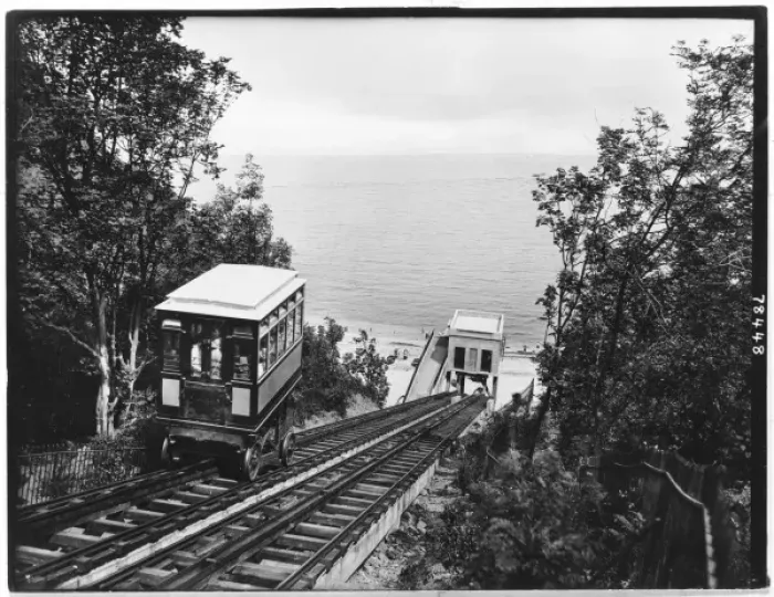 Framed Print : Babbacombe Cliff Railway Framed Print : Babbacombe Cliff Railway