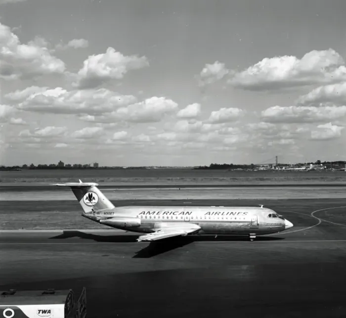 Framed Print : BAC 1-11-401 American Airlines La Guardia 1968 Framed Print : BAC 1-11-401 American Airlines La Guardia 1968