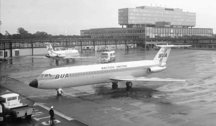 Framed Print : BAC One-Eleven 501EX G-AWYT Framed Print : BAC One-Eleven 501EX G-AWYT