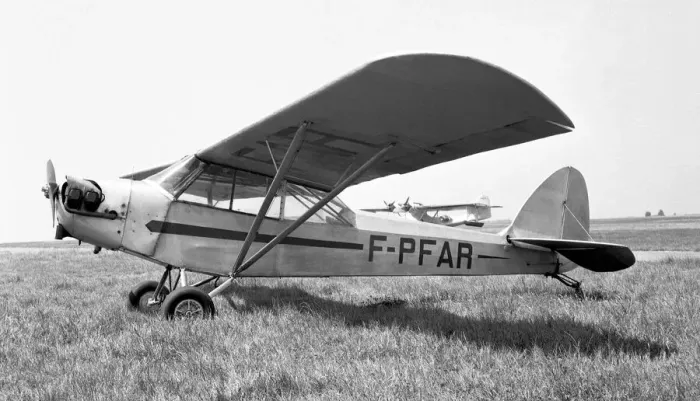 Framed Print : Badez-Giraud-Mercier Bagimer II Alouette F-PFAR Framed Print : Badez-Giraud-Mercier Bagimer II Alouette F-PFAR