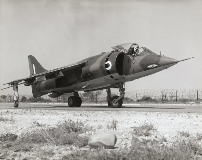 Framed Print : BAE Harrier GR-1
