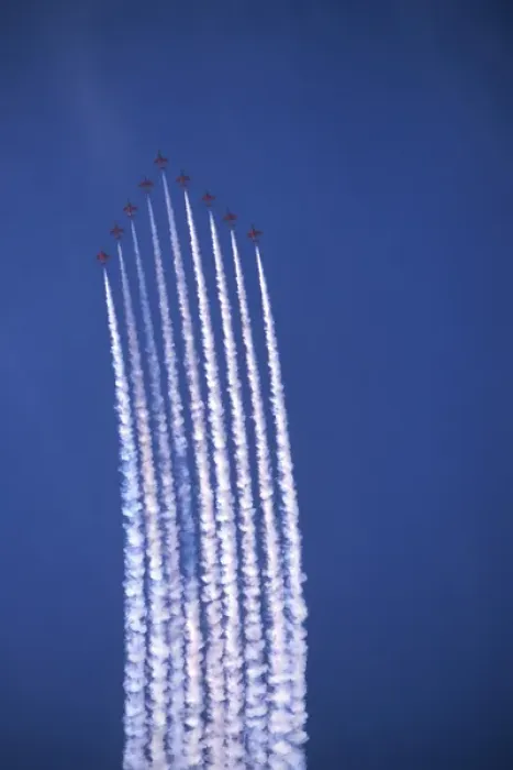 Framed Print : BAe Systems Hawks RAF Red Arrows climb Big Nine Leuchars Framed Print : BAe Systems Hawks RAF Red Arrows climb Big Nine Leuchars