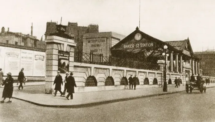 Framed Print : Baker Street Station, Marylebone Road, London Framed Print : Baker Street Station, Marylebone Road, London
