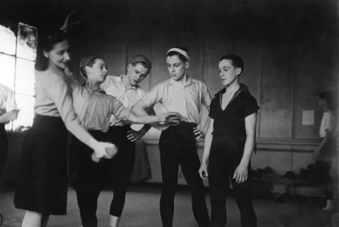 Framed Print : Ballet dancers training Framed Print : Ballet dancers training