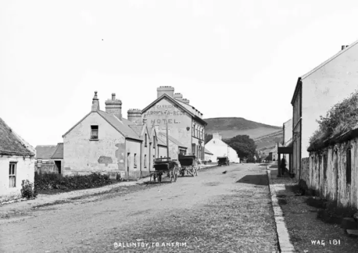 Framed Print : Ballintoy, Co Antrim Framed Print : Ballintoy, Co Antrim