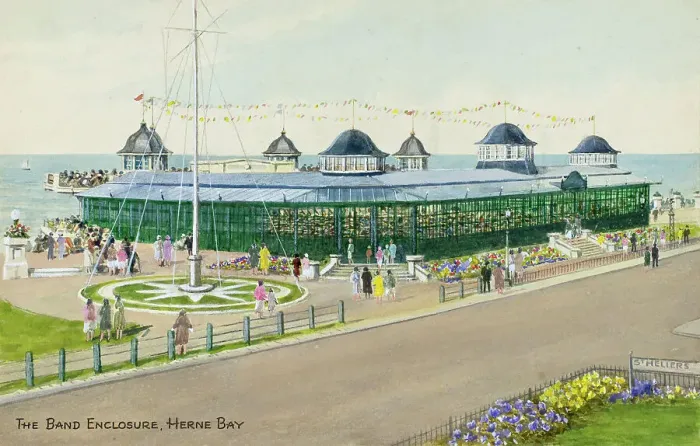 Framed Print : Band Enclosure, Herne Bay, Kent Framed Print : Band Enclosure, Herne Bay, Kent