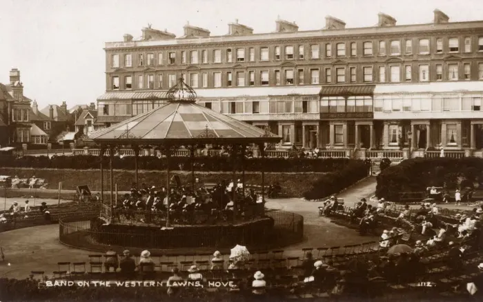 Framed Print : Bandstand, Western Lawns, Hove, Sussex