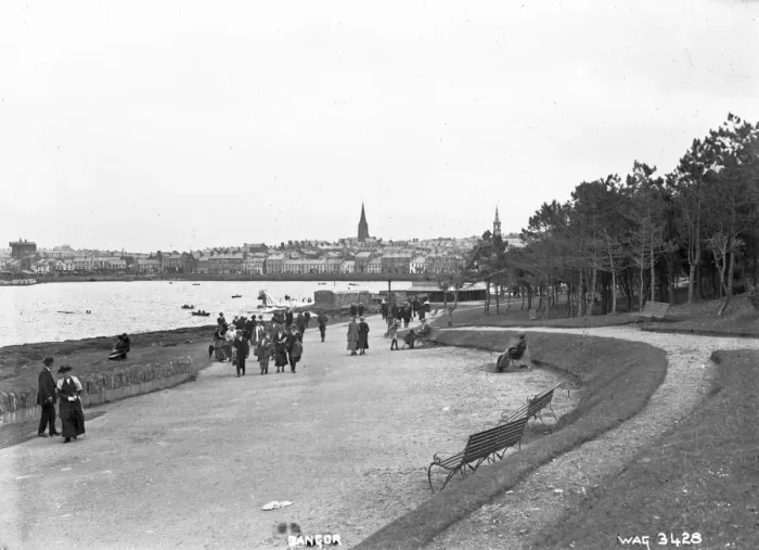 Framed Print : Bangor - a view of the town in the distance from the promenade past Pickie Framed Print : Bangor - a view of the town in the distance from the promenade past Pickie