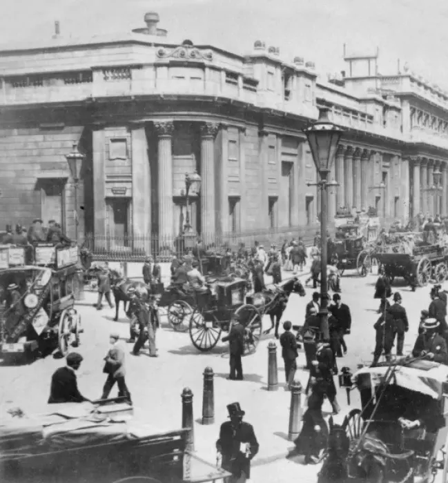 Framed Print : Bank of England, Threadneedle Street, London Framed Print : Bank of England, Threadneedle Street, London