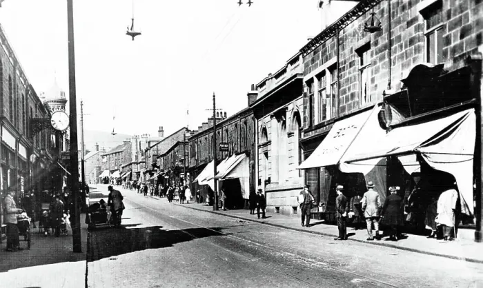 Framed Print : Bank Street, Rawtenstall, early 1900s Framed Print : Bank Street, Rawtenstall, early 1900s