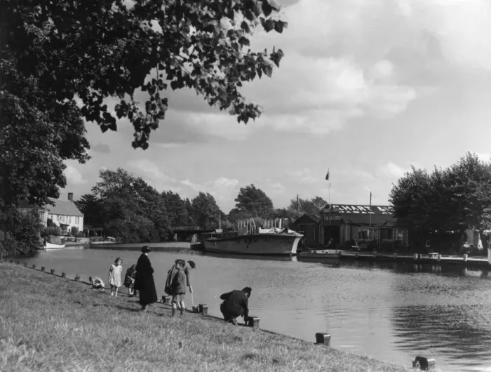 Framed Print : Banks of the River Yare Framed Print : Banks of the River Yare