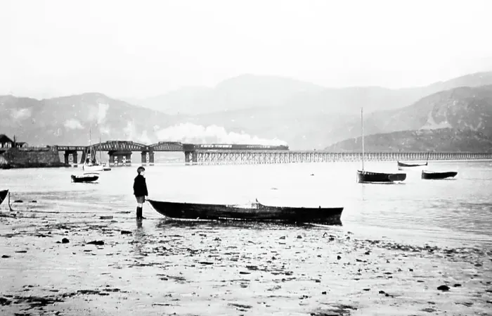 Framed Print : Barmouth, Wales, early 1900s Framed Print : Barmouth, Wales, early 1900s