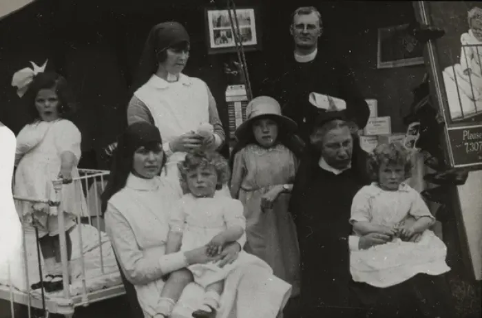 Framed Print : Barnardos Group, location unknown Framed Print : Barnardos Group, location unknown