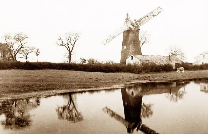 Framed Print : Barnet Gate Windmill early 1900s Framed Print : Barnet Gate Windmill early 1900s